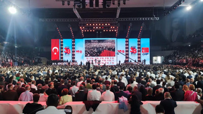 CHP'de 2 genel başkan adayı adaylıktan çekildi