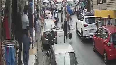 İstanbul’da çaycıların dedikodu kavgası kamerada