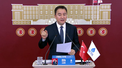 Babacan'dan iktidara yeni anayasa resti!