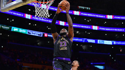 LeBron James bir rekor daha kırdı