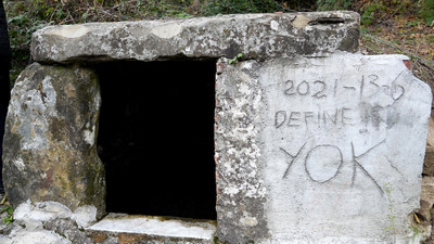Defineciler hücum edince köylü çareyi böyle buldu
