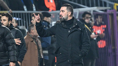 Arda Turan stattaki taraftarlarla tartıştı