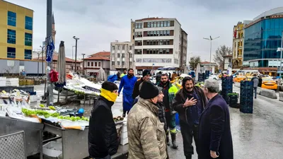Mansur Yavaş Ulus esnafı ve vatandaşlarla biraraya geldi