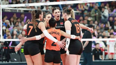 Eczacıbaşı yarı finalde!