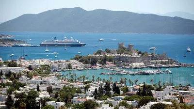 Çeşme, Bodrum, Foça... Otellerde yer kalmadı!