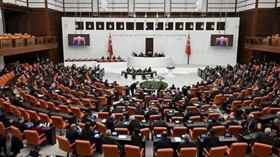 Emekliye zam Meclis'te kabul edildi
