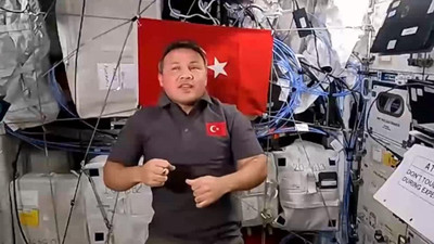 Gençler sordu, Alper Gezeravcı uzaydan yanıtladı