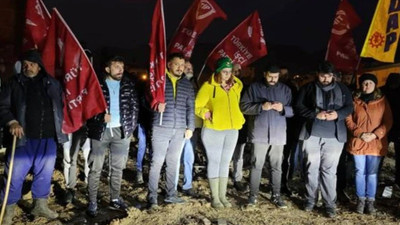 Can Atalay'ın vekilliğinin düşürülmesi İzmir'de protesto edildi