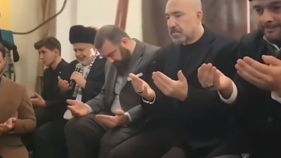 Şevki Yılmaz Atatürk’e hakaret ve beddua etti, imam Halil Konakçı amin dedi