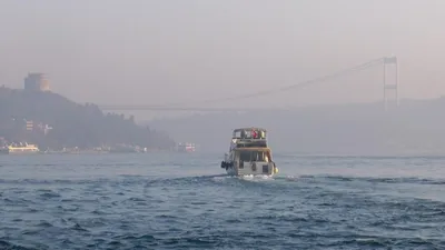 İstanbul Boğazı'nda bu sabah... Göz gözü görmedi!