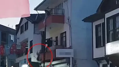 Down sendromlu kadın ölümden döndü: Korku dolu anlar kamerada