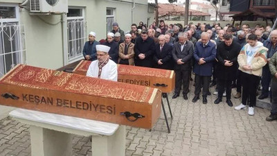 Baba ve oğlu aynı gün hayatını kaybetti