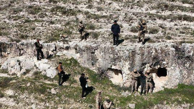 Ailesinden 3 kişiyi öldüren katil zanlısı mağarada yakalandı