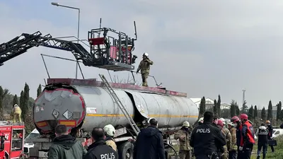 İstanbul'da yakıt tankerinde patlama! Ölü ve yaralılar var