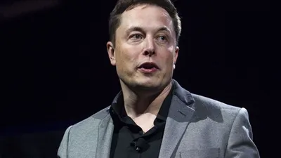 Elon Musk, Facebook ve Instagram'da yaşanan erişim sorununu tiye aldı