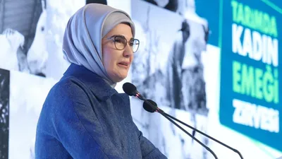 Emine Erdoğan: Toprağa geleceği de ekiyoruz