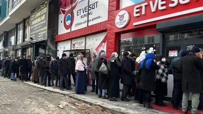 Et ve Süt Kurumu önündeki utandıran kuyruk için utandıran önlem