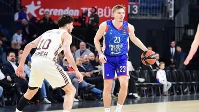 Anadolu Efes evinde rahat kazandı