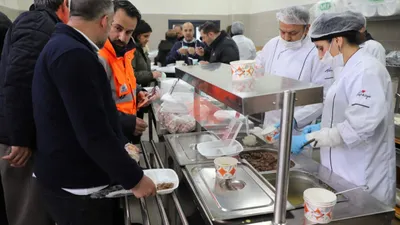 Sarıyer'de tek seferde 5 bin kişiye sıcak yemek