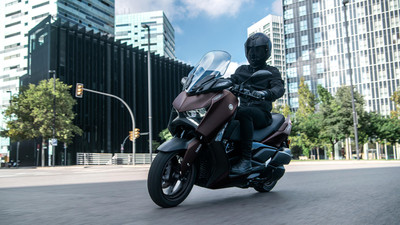 Yamaha Xmax 300 Tech MAX yakında Türkiye’de