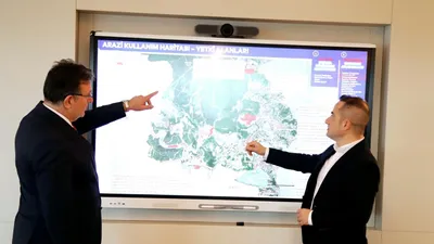 CHP Sarıyer adayı Mustafa Oktay Aksu, KİPTAŞ yetkilileriyle görüştü
