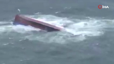 Kimyasal madde yüklü tanker alabora oldu