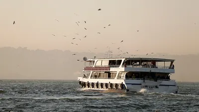 İzmir'de vapur seferleri iptal edildi