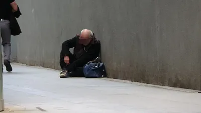 Bir yıl sonra İstanbul'da yine aynı yer, yine aynı dolandırıcı...