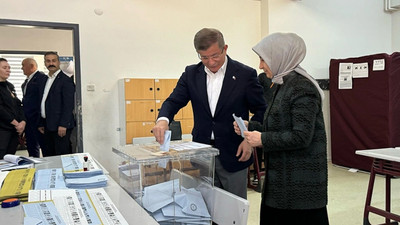 Gelecek Partisi Lideri Davutoğlu oyunu kullandı