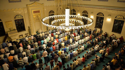 Diyanet'in ''seçmeli ders'' hutbesi olay oldu
