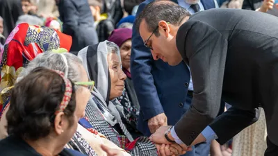 Şişli Belediye Başkanı Şahan, Darülaceze sakinleriyle bayramlaştı