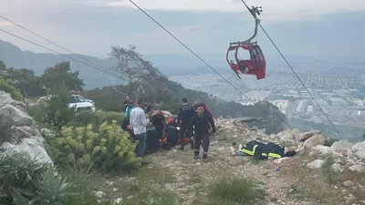 Antalya'da teleferik düştü: Ölü ve yaralılar var