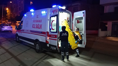Okul bahçesinde bıçaklı saldırı