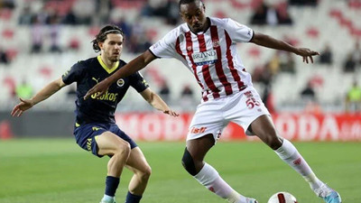Fenerbahçe Sivasspor'a takıldı: Zirve yolunda Fark 4'e çıktı