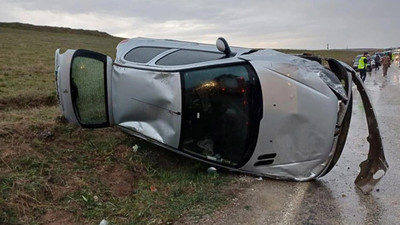 Çorum'da kontrolden çıkan otomobil şarampole devrildi: 5 yaralı