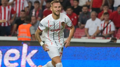 Süper Lig'te yeni sezon öncesi ilk transfer: 13 gollü forvet Trabzon'da