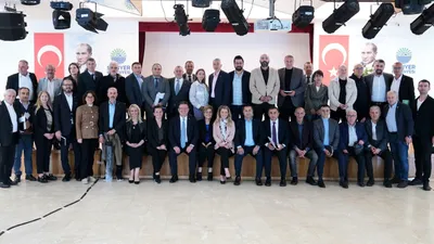 Sarıyer Belediye Başkanı Mustafa Oktay Aksu, muhtarlarla bir araya geldi