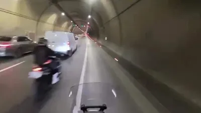 İstanbul'da tüneldeki makas kazası kamerada