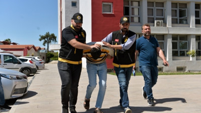 Eşi, kayınvalidesi ve engelli kayınbiraderini öldürüp fotoğraflarını çekti