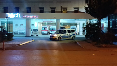 Eşini aldatırken yakaladı eşini de yakaladığı kişiyi de hastanelik etti