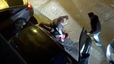 İstanbul'da eski eş cinneti: Sokak ortasında saldırıp bıçakladı