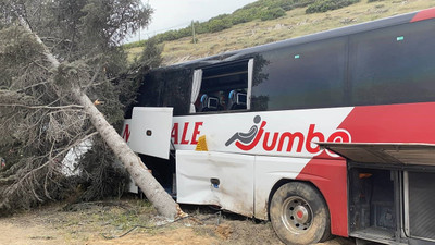 Isparta'da yolcu otobüsü ağaca çarptı: 11 kişi yaralandı