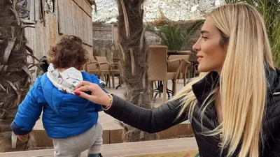 Ünlü sunucunun bebeğine bakıcı şiddeti