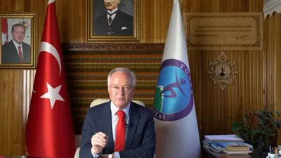 Belediye çalışanları, belediye başkanını dövdü