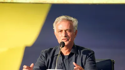 Fenerbahçe KAP'a bildirdi: İşte Mourinho'nun maaşı