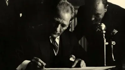 MSB Atatürk'ün orijinal imzasını paylaştı: Bilinen imzasından çok farklı...