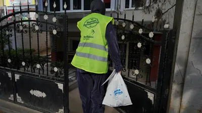 Beylikdüzü'nde 4 bin aileye kurban bağışları ulaştırıldı