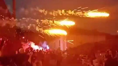 Festivalde kabus: Havai fişek kadınların üzerinde patladı, yaralılar var