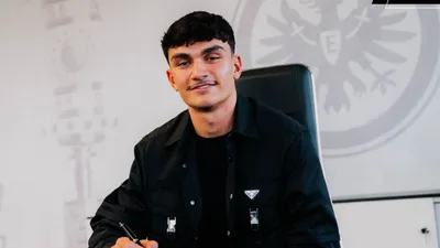 Milli futbolcu Can Uzun Bundesliga'da: 5 yıllık sözleşme imzaladı