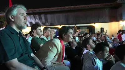 Üsküdar'da milli maç heyecanı